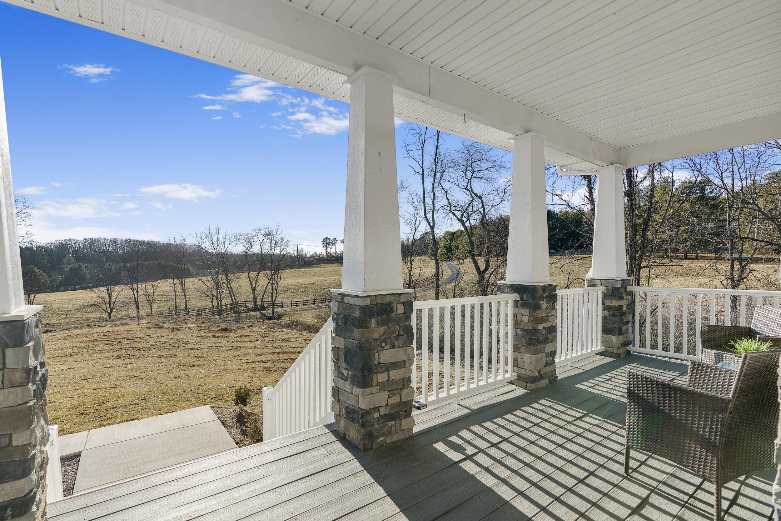 69 HARMAN Road Staunton, VA 24401 - Photo 2 of 53 Gallery Image 2