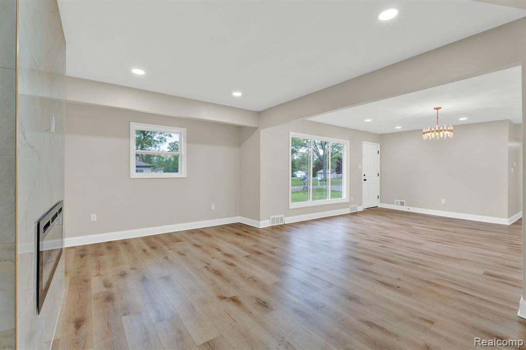1859 Henbert Road West Bloomfield, MI 48324 - Photo 16 of 29