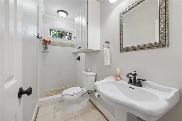 $1,550 | 611 East 20th Street, Unit B, Houston, TX 77008