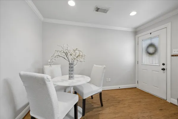 $1,600 | 611 East 20th Street, Unit B, Houston, TX 77008