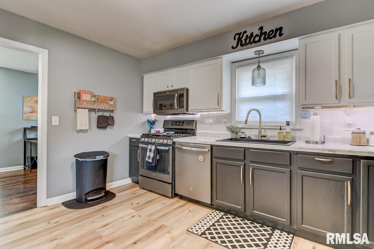 2041 North 23rd Street Springfield, IL 62702 - Photo 13 of 34