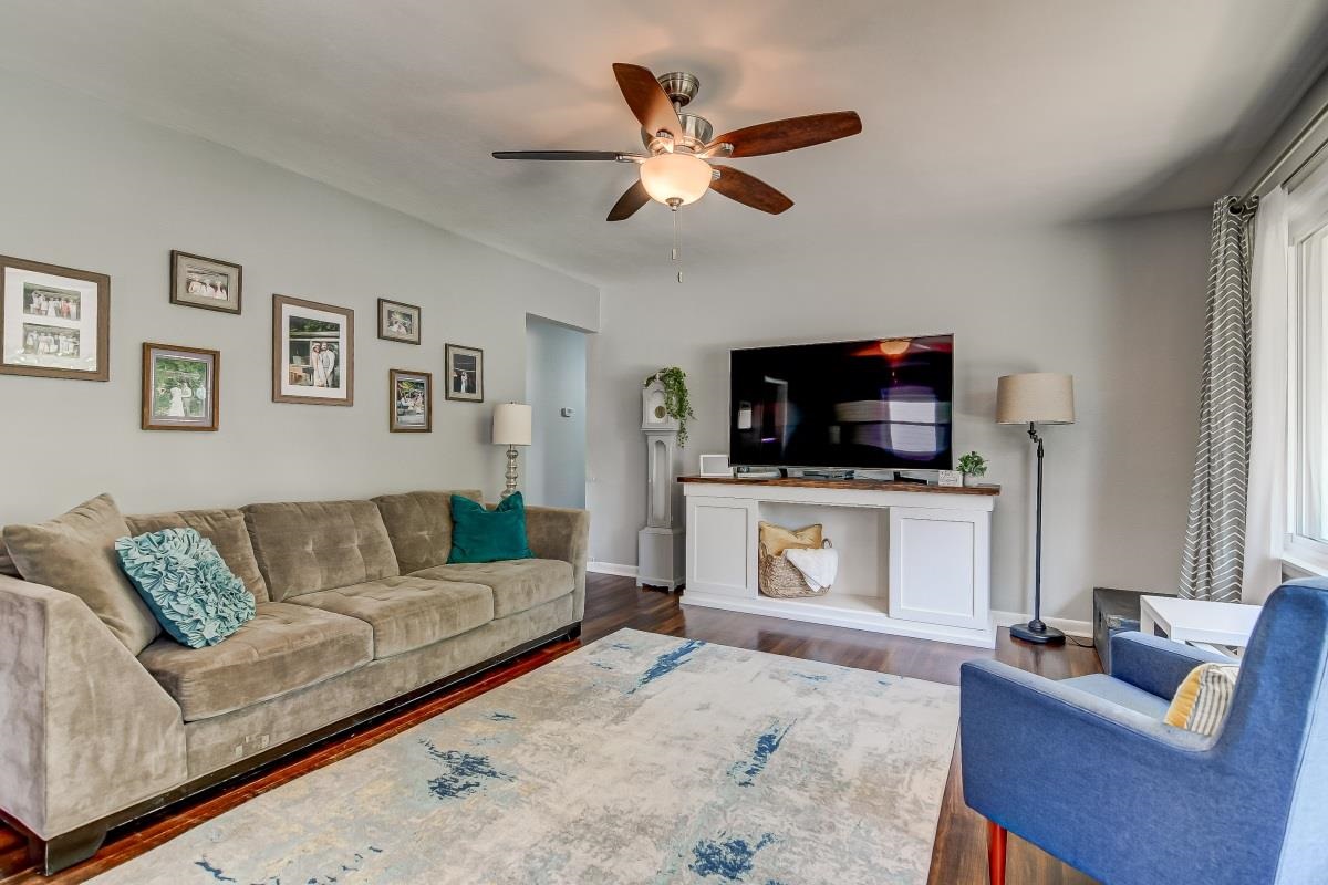 2041 North 23rd Street Springfield, IL 62702 - Photo 4 of 34