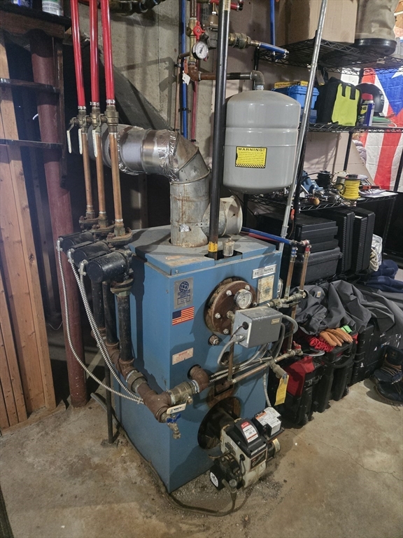 406 Lebanon Hill Road Southbridge, MA 01550 - Photo 33 of 36 a storage room with furniture