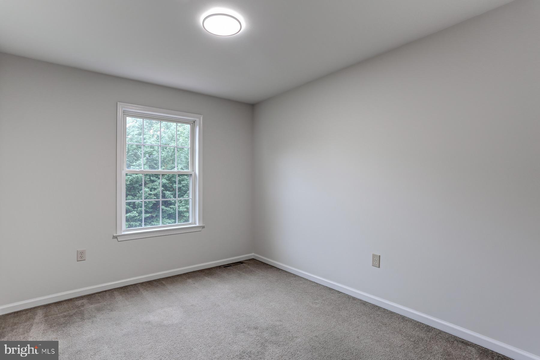 352 Deerfield Drive Mount Joy, PA 17552 - Photo 17 of 21 an empty room with a window