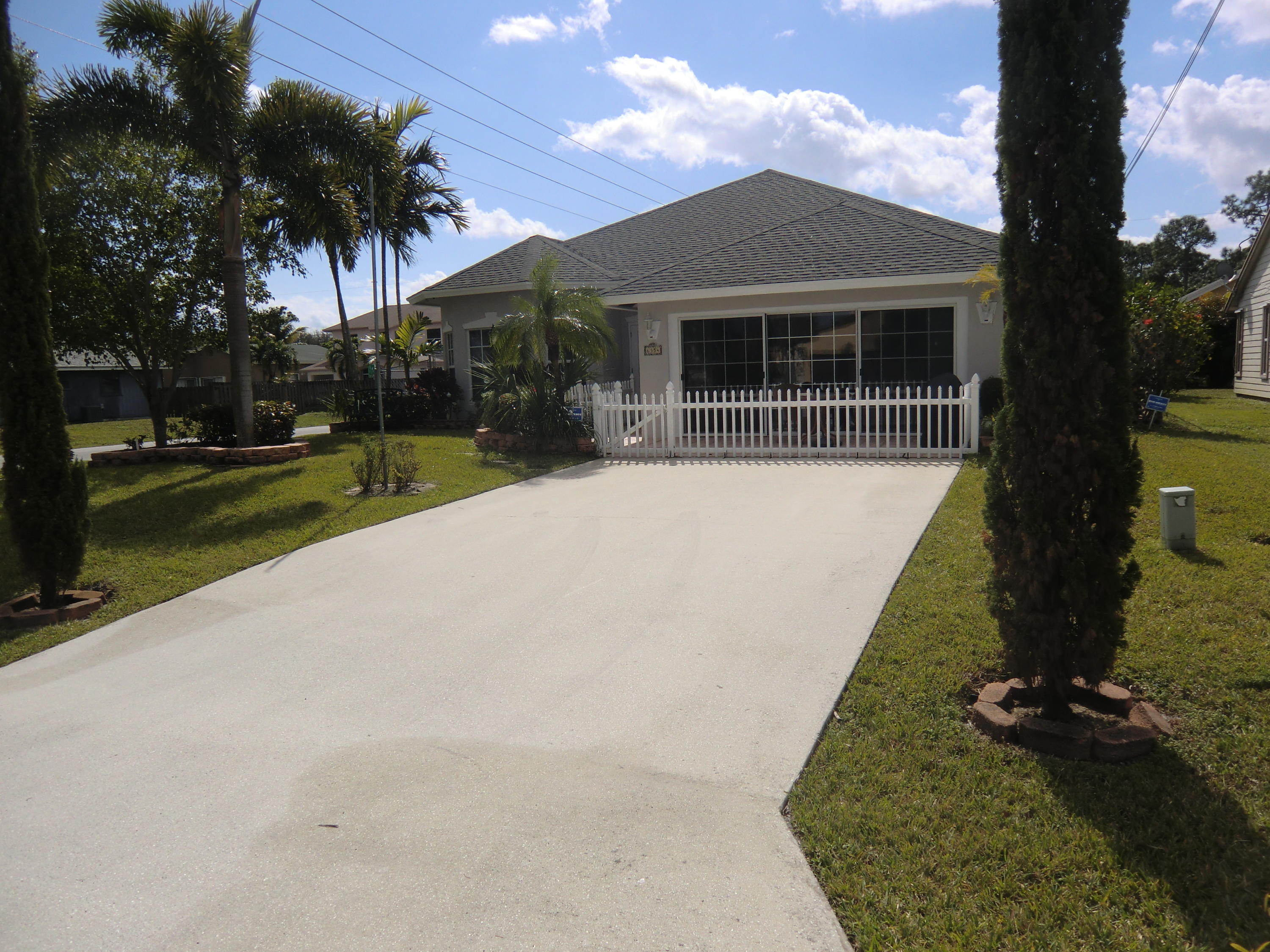 6354 Barbara Street Jupiter, FL 33458 - Photo 2 of 39 Front