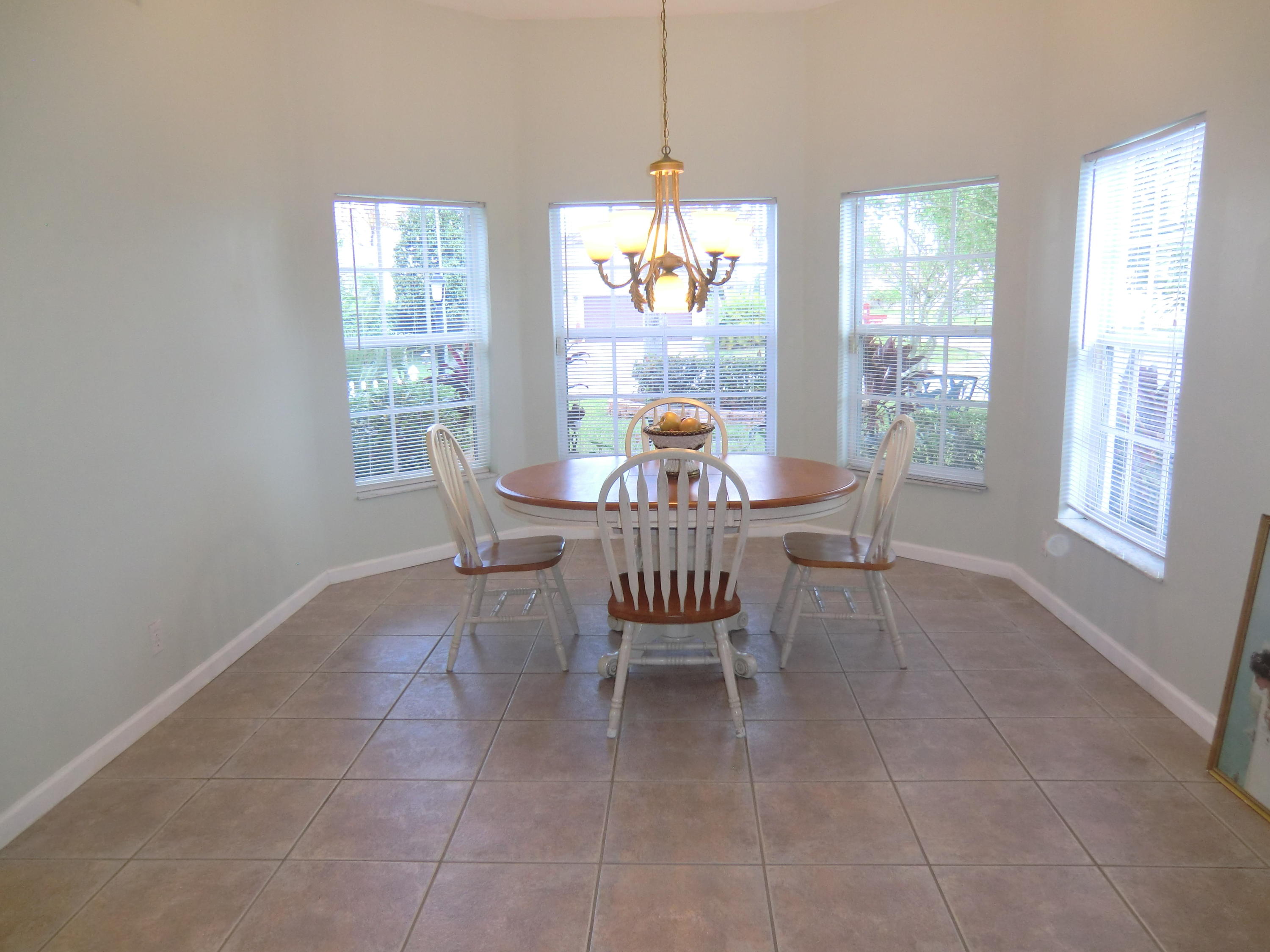 6354 Barbara Street Jupiter, FL 33458 - Photo 11 of 39 6354_Barbara_11