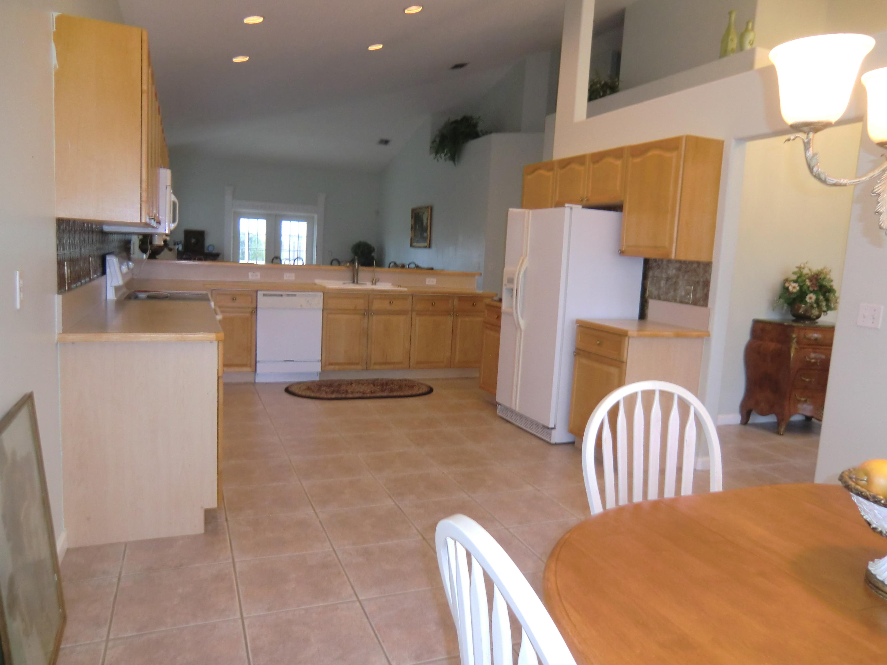 6354 Barbara Street Jupiter, FL 33458 - Photo 12 of 39 6354_Barbara_12