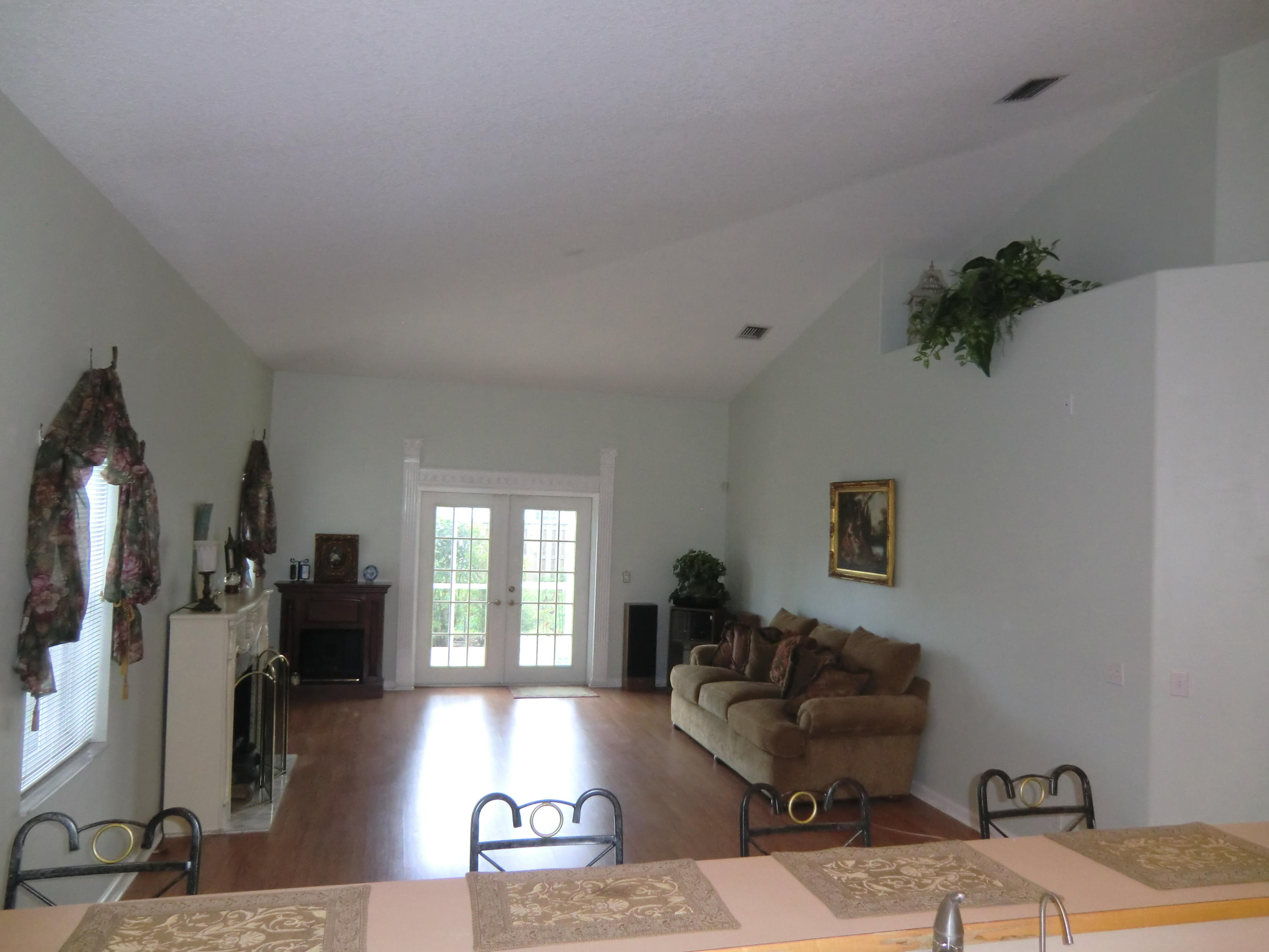 6354 Barbara Street Jupiter, FL 33458 - Photo 16 of 39 6354_Barbara_16