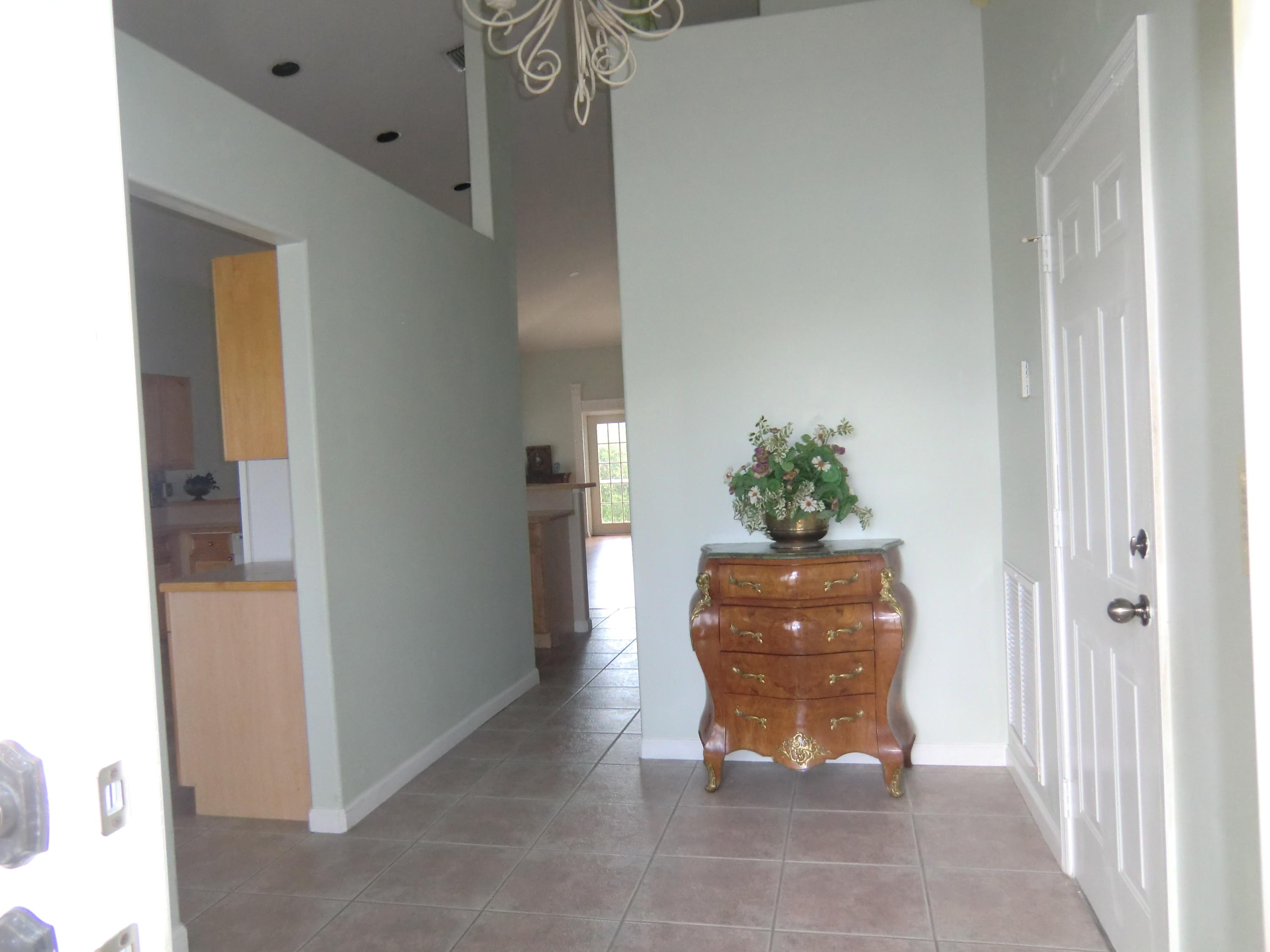 6354 Barbara Street Jupiter, FL 33458 - Photo 7 of 39 6354_Barbara_7