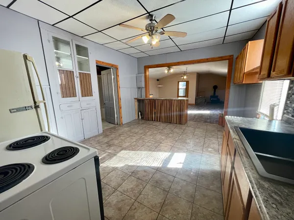 $70,000 | 442 Gilbert Avenue, Terre Haute, IN 47807