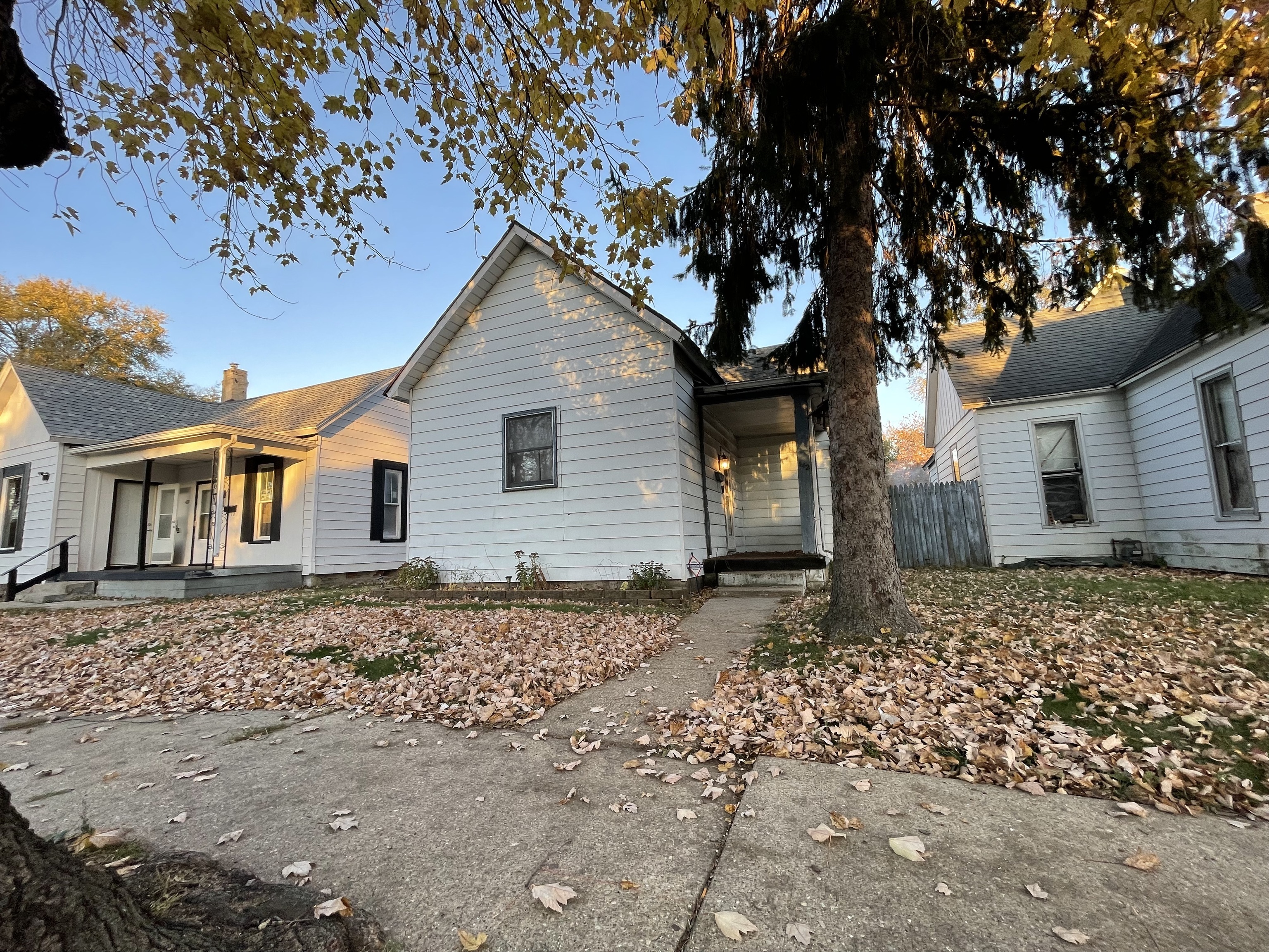 442 Gilbert Avenue Terre Haute, IN 47807 - Photo 2 of 25