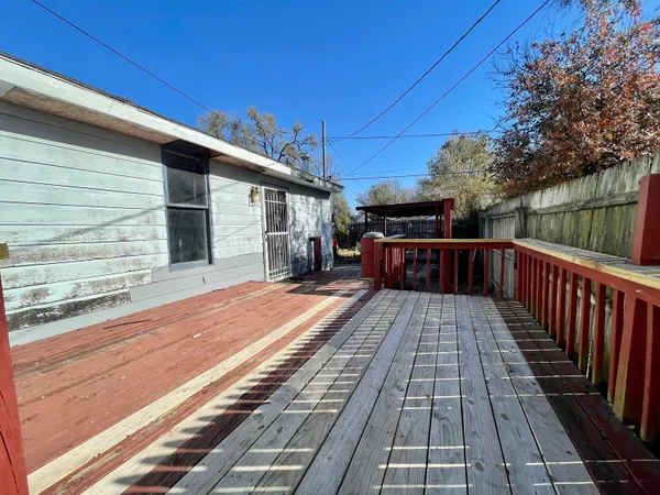 $70,000 | 442 Gilbert Avenue, Terre Haute, IN 47807