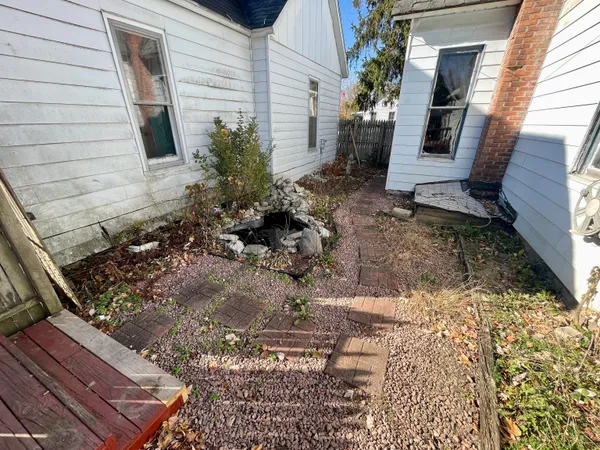 $70,000 | 442 Gilbert Avenue, Terre Haute, IN 47807