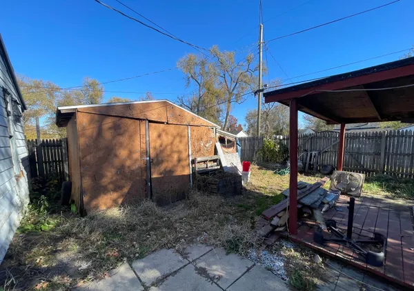 $70,000 | 442 Gilbert Avenue, Terre Haute, IN 47807