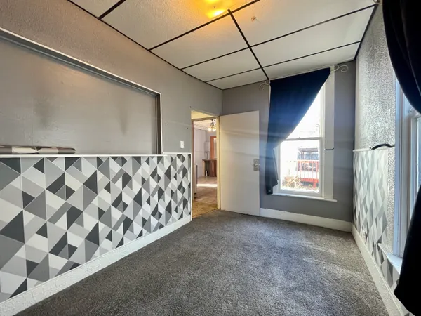 $70,000 | 442 Gilbert Avenue, Terre Haute, IN 47807