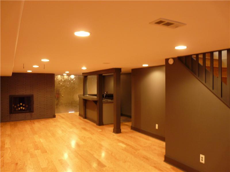 7780 Spring Mill Road Indianapolis, IN 46260 - Photo 18 of 24 Gallery Image 18
