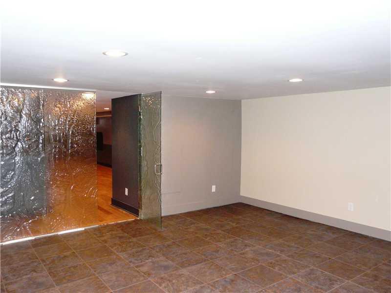 7780 Spring Mill Road Indianapolis, IN 46260 - Photo 22 of 24 Gallery Image 22