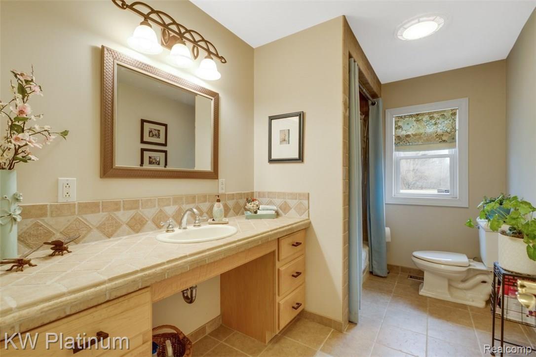 9785 Meisner Road Casco, MI 48064 - Photo 9 of 20 dsc09098-dsc09102.jpg