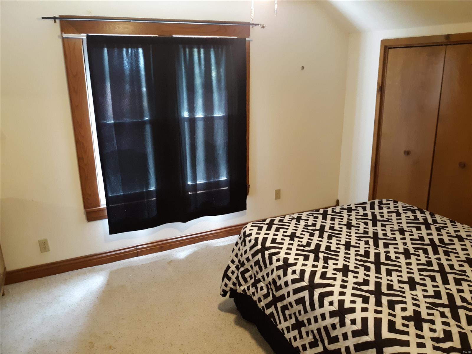 12912 Ferrin Road Carlyle, IL 62231 - Photo 8 of 10