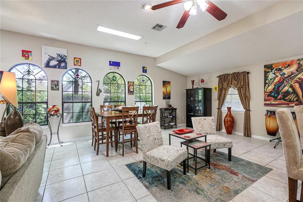 306 Trinity Lane Mandeville, LA 70471 - Photo 10 of 28