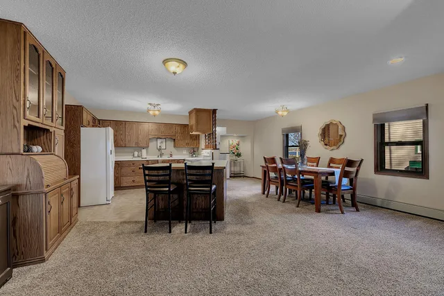 $424,900 | 605 Chinook Avenue Southwest, Avon, MN 56310