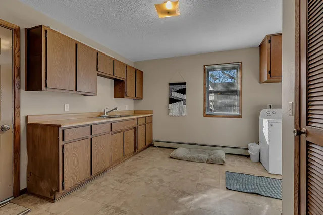 $424,900 | 605 Chinook Avenue Southwest, Avon, MN 56310