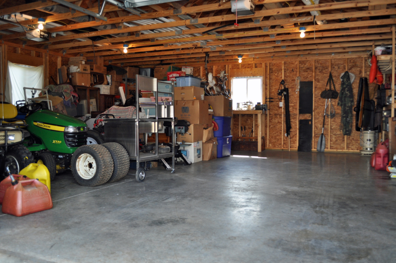 110 Mallard Point Road Wirtz, VA 24184 - Photo 25 of 34 a view of a room with gym equipment