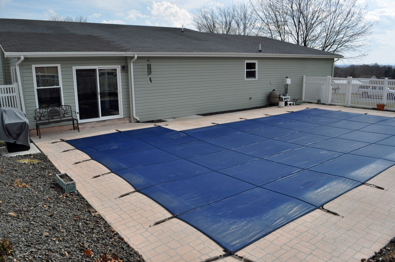 110 Mallard Point Road Wirtz, VA 24184 - Photo 29 of 34 a backyard of a house