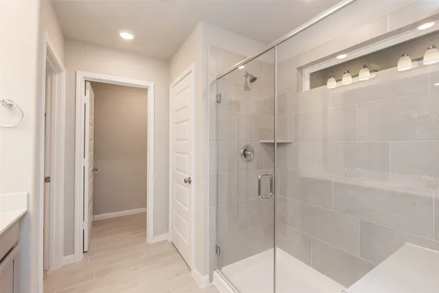 a view of an empty walk in closet