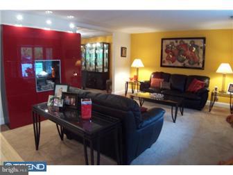 849 Roberts Road Bensalem, PA 19020 - Photo 5 of 12 Living Room