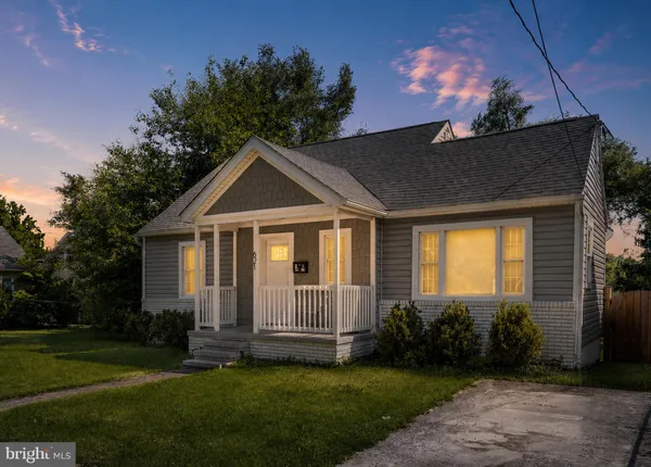 $2,600 | 621 Patterson Avenue, Winchester, VA 22601