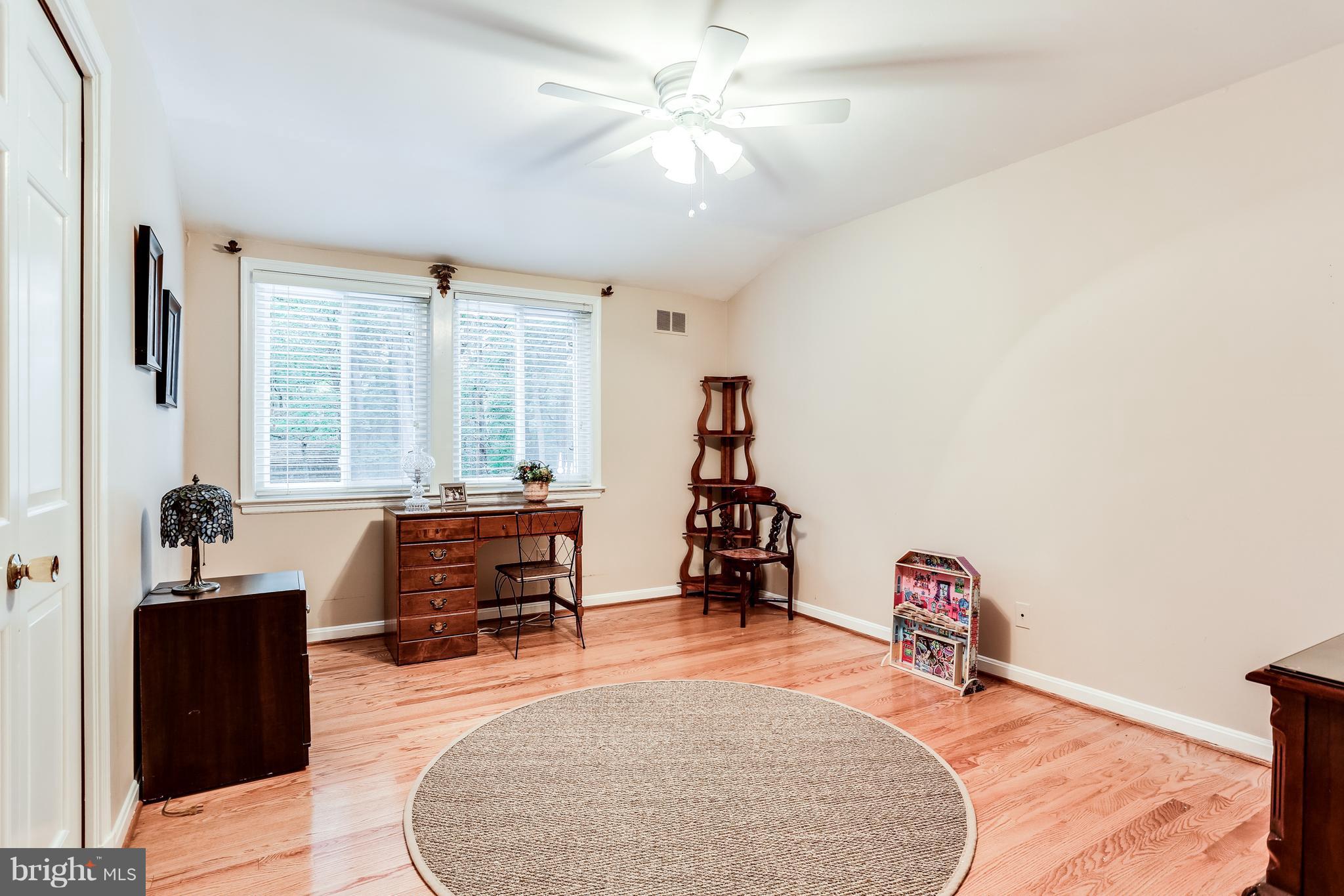 8711 Belmart Road Potomac, MD 20854 - Photo 22 of 30 Bedroom