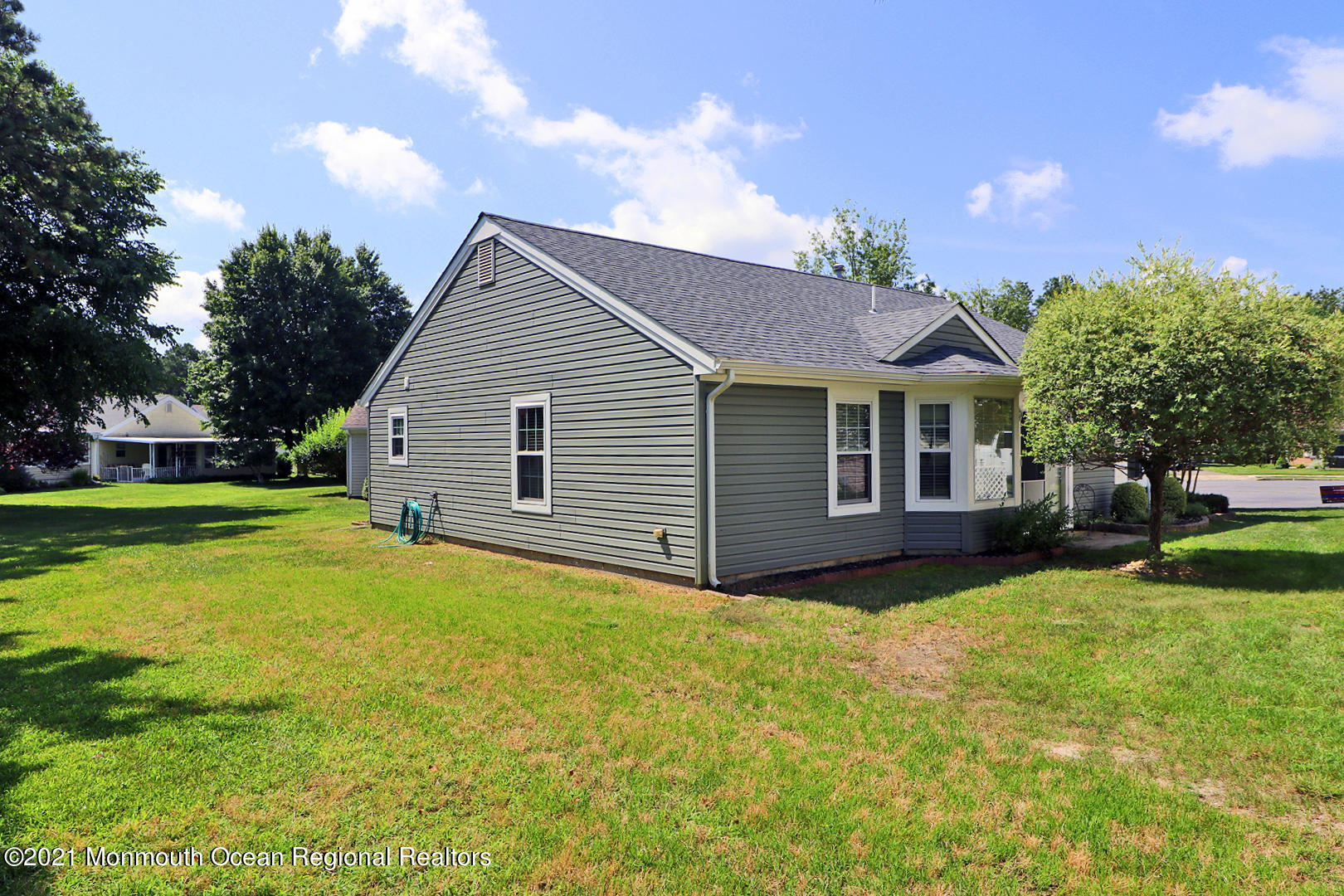 5 Tamarack Court Barnegat, NJ 08005 - Photo 7 of 27 00a7