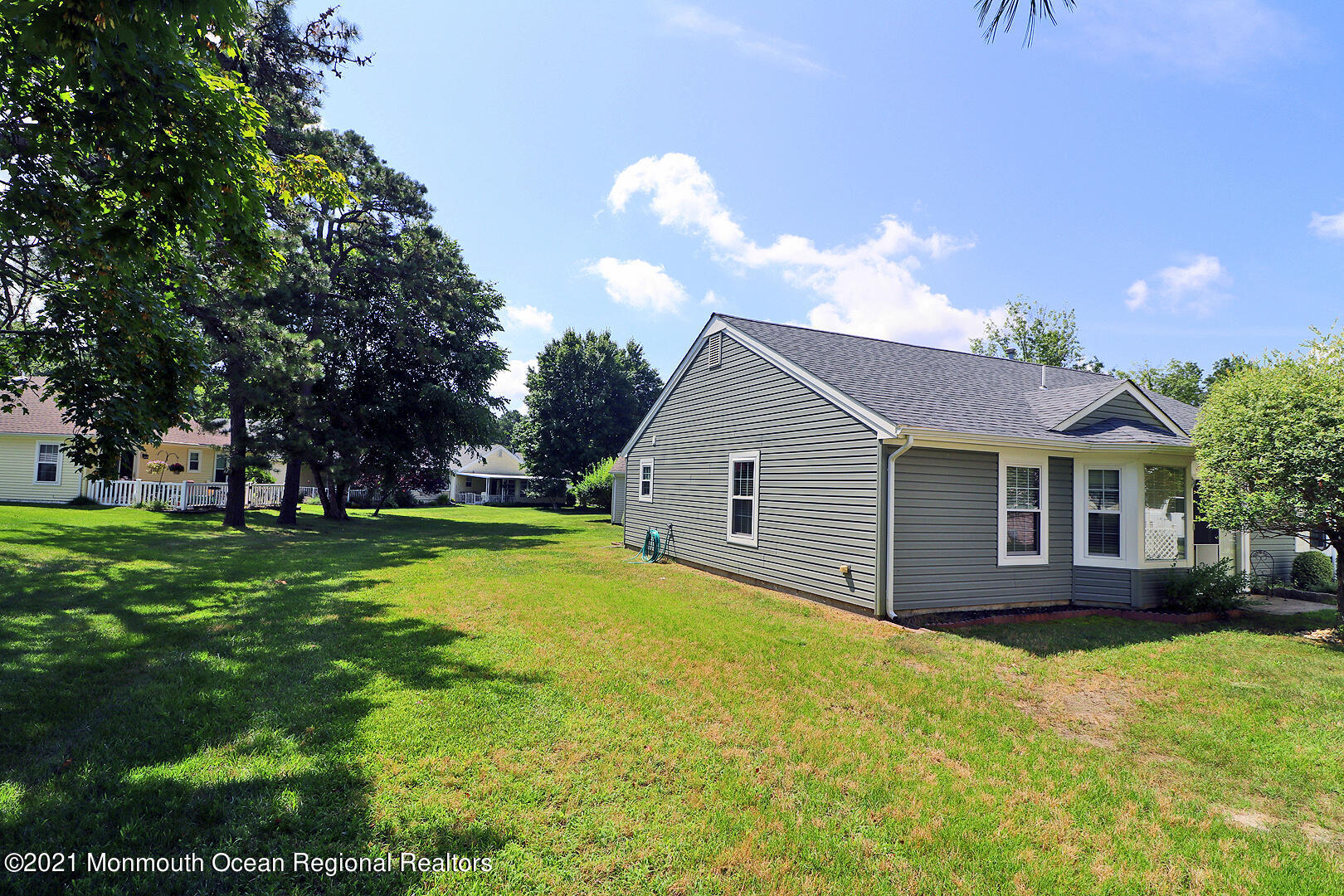 5 Tamarack Court Barnegat, NJ 08005 - Photo 8 of 27 00a8