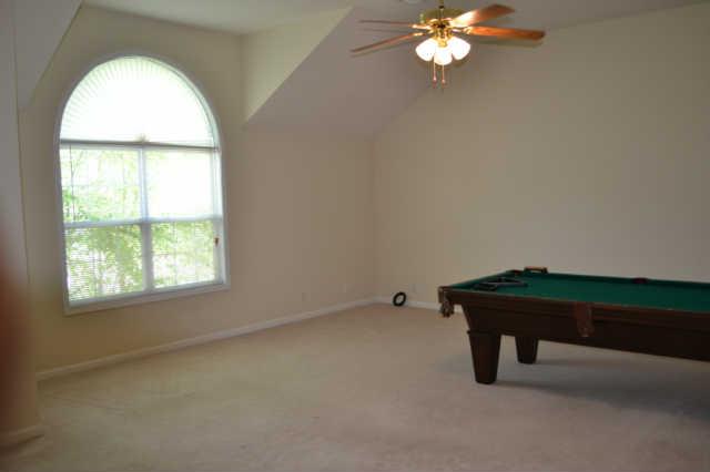 Huge Bonus Rm with 1/2 Bath. Free Pool Table!