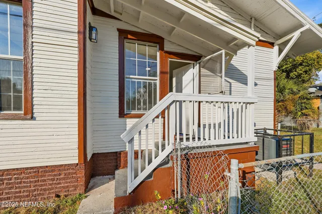 a view of an entryway