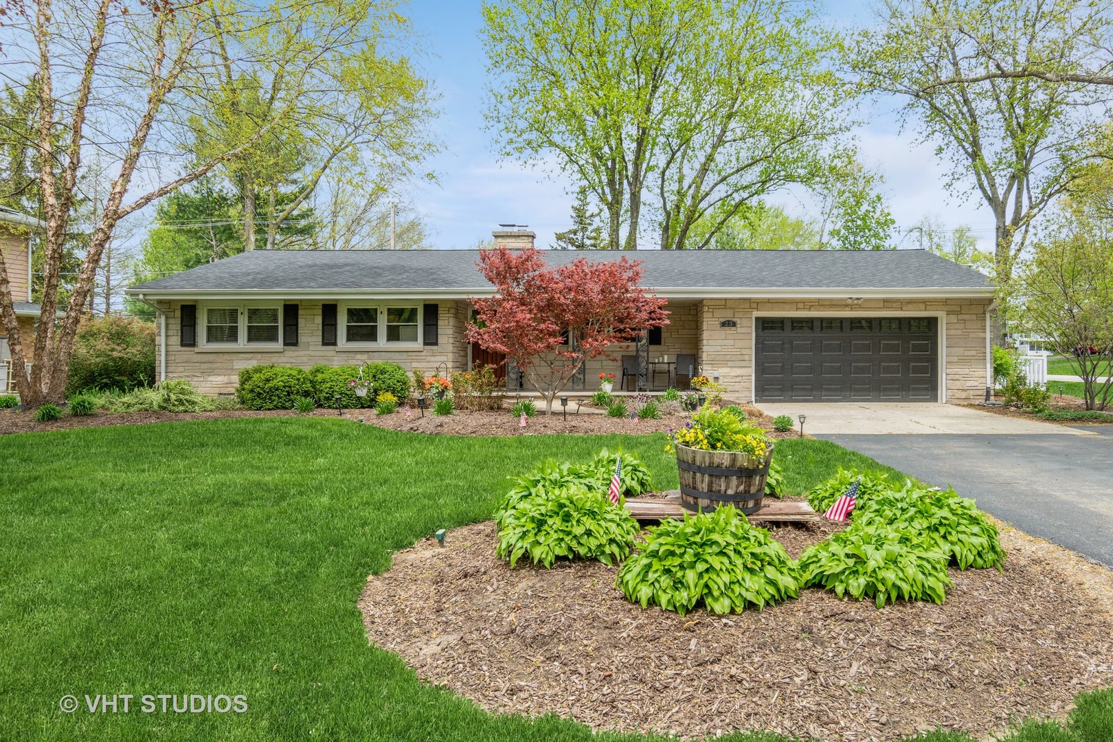 23 Orchard Road Oswego, IL 60543 - Photo 1 of 20 Gallery Image 1