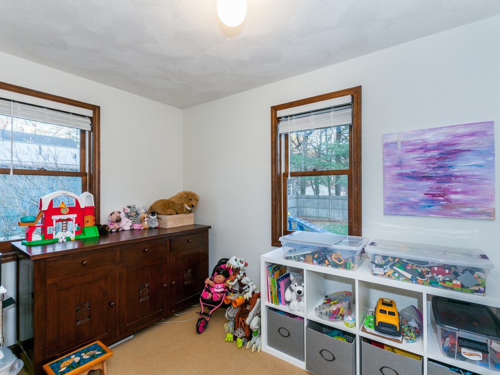 10 Glendale Road Burlington, MA 01803 - Photo 13 of 30 Gallery Image 13