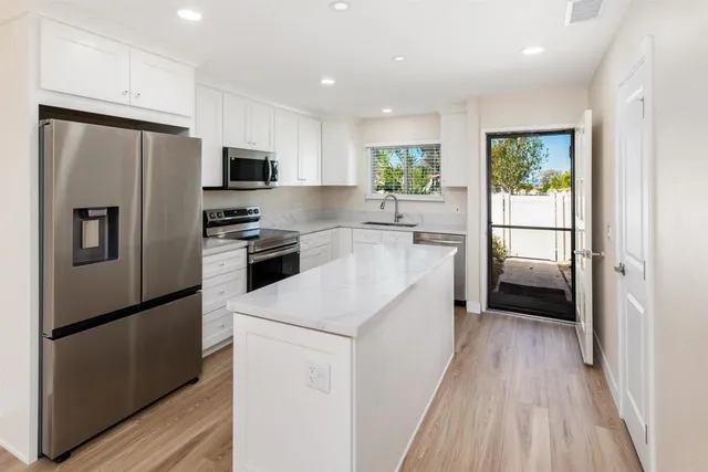 $4,500 | 1866 Pleasantdale Lane, Encinitas, CA 92024