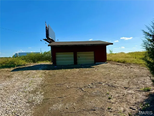 $335,000 | 328 Booneslick Road, New Florence, MO 63363