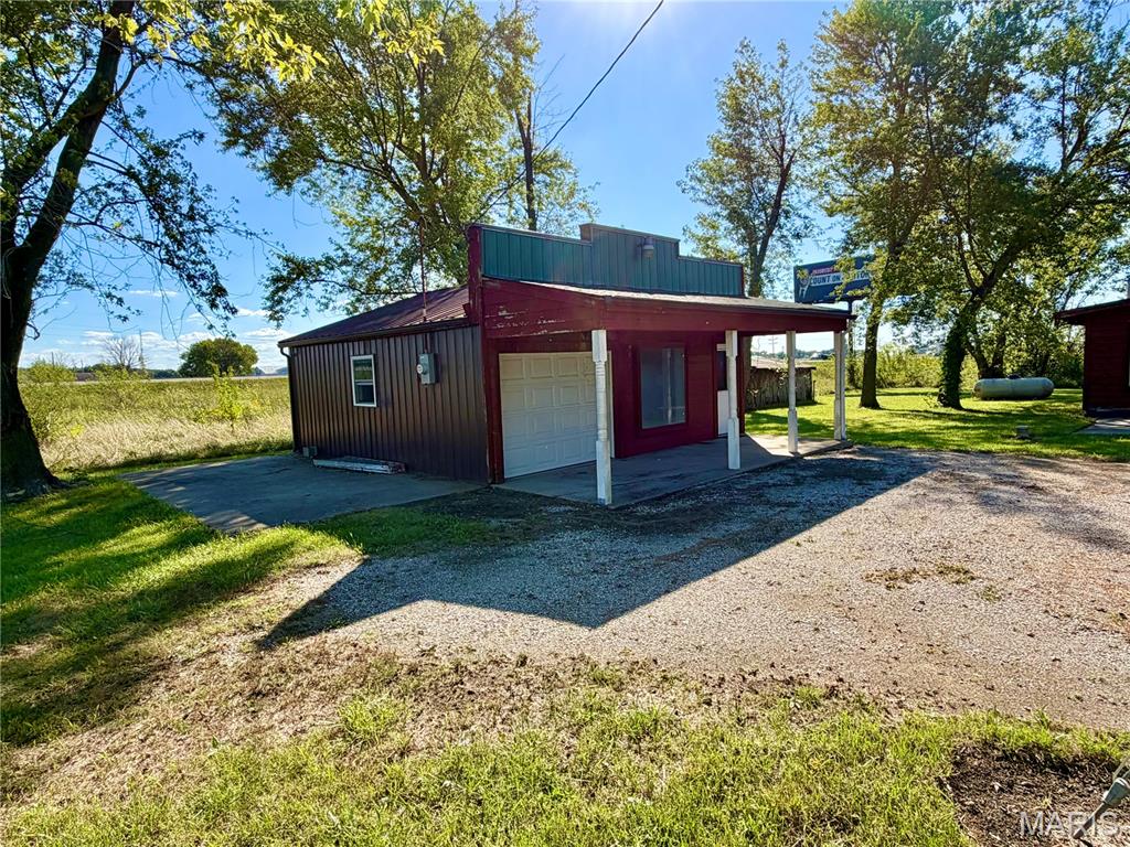 328 Booneslick Road New Florence, MO 63363 - Photo 7 of 33