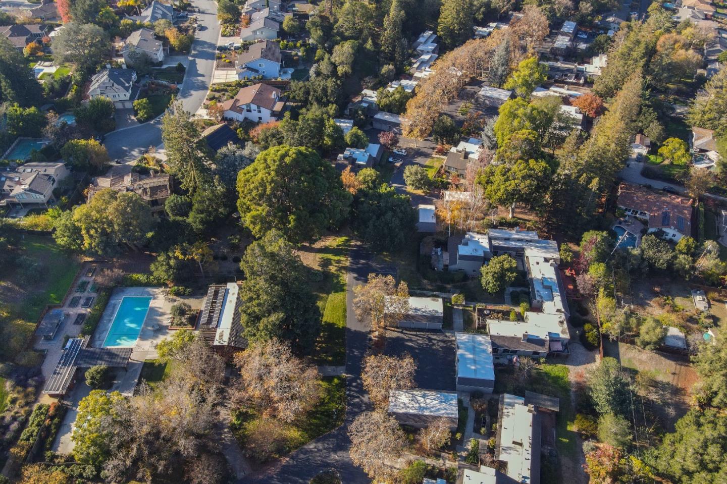 28 Farm Road Los Altos, CA 94024 - Photo 24 of 28