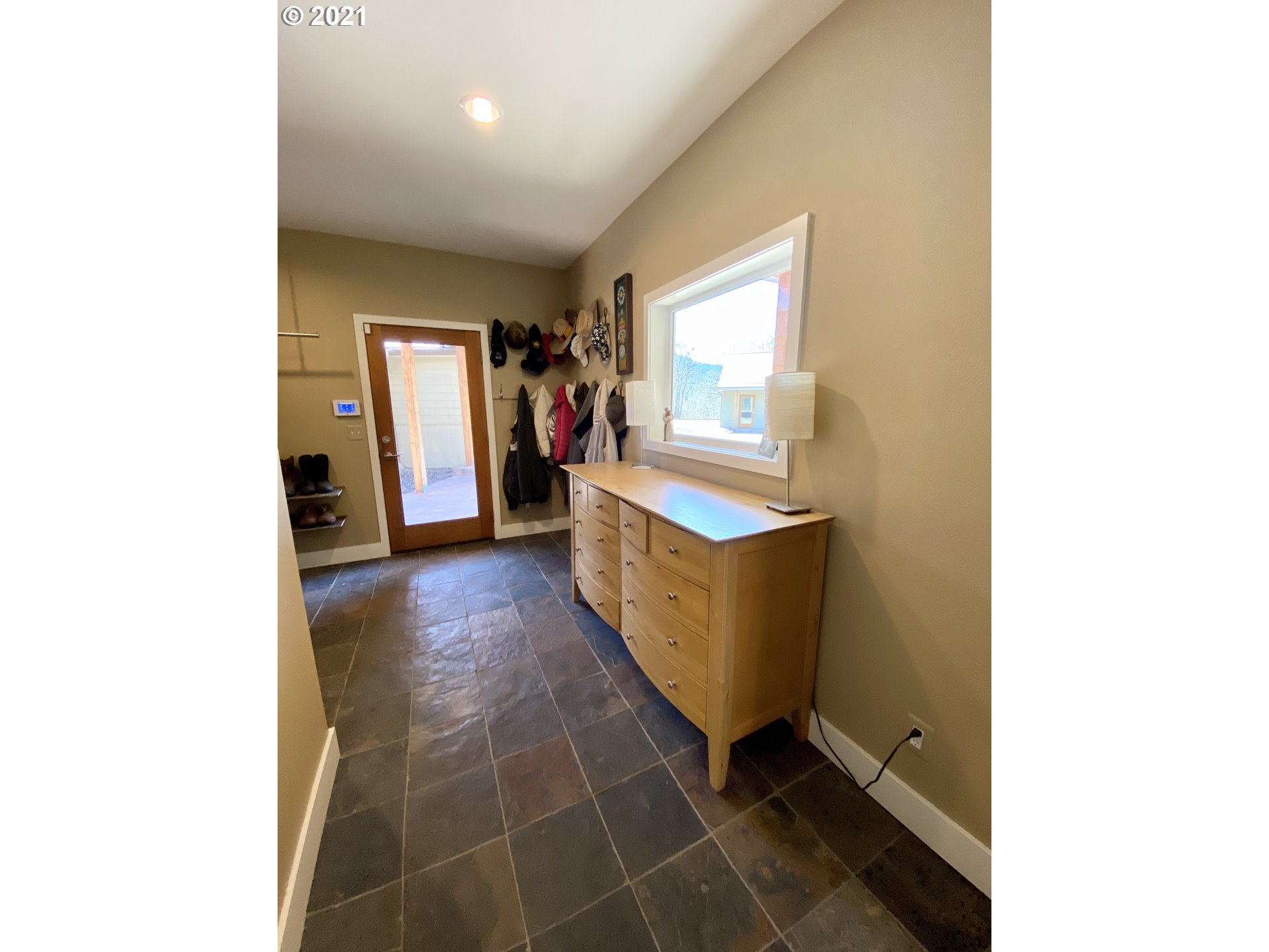 81 South Prairie Road Lyle, WA 98635 - Photo 13 of 32 Gallery Image 13