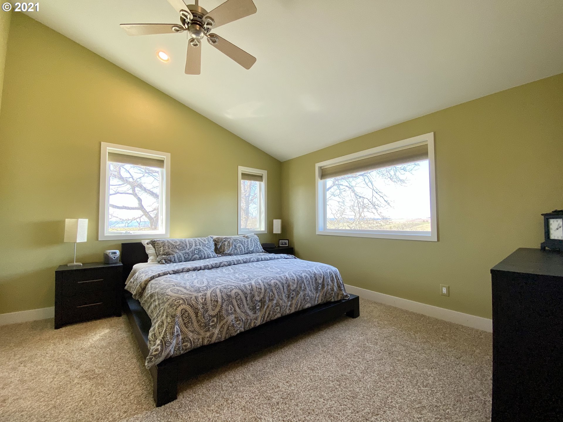 81 South Prairie Road Lyle, WA 98635 - Photo 14 of 32 Gallery Image 14