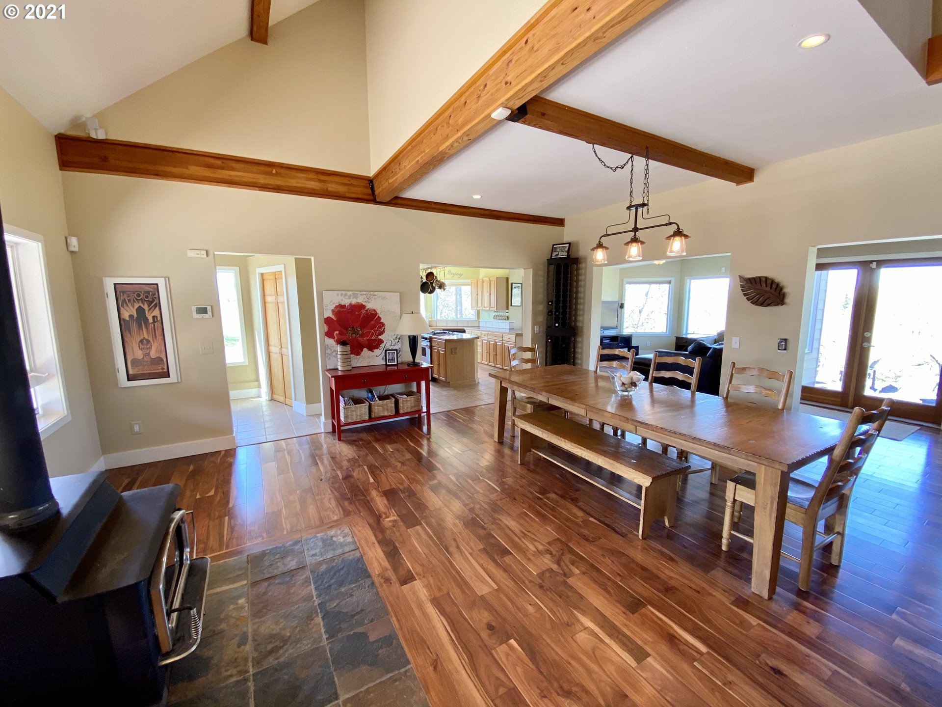 81 South Prairie Road Lyle, WA 98635 - Photo 3 of 32 Gallery Image 3