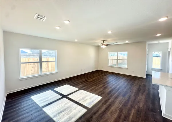 $379,990 | 150 Oriole Street, Kyle, TX 78640