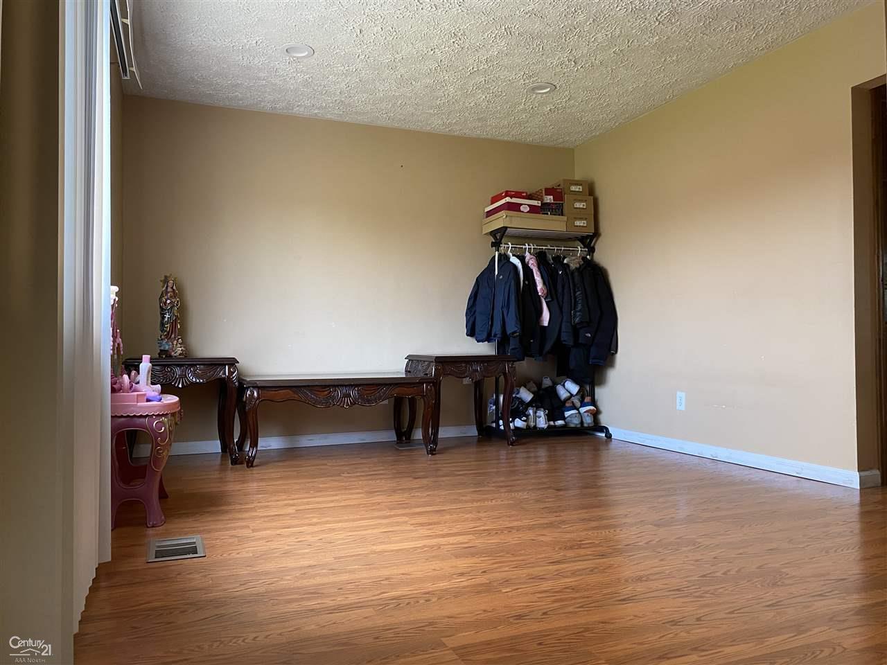 32005 Ruehle Avenue Warren, MI 48093 - Photo 15 of 34