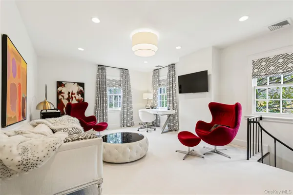 $9,750,000 | 2 Fargo Lane, Irvington, NY 10533