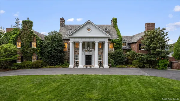 $9,750,000 | 2 Fargo Lane, Irvington, NY 10533