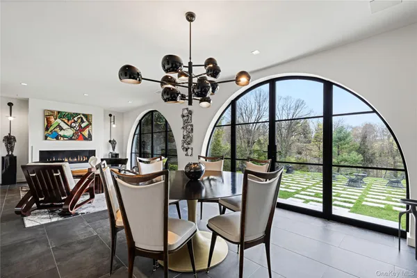 $9,750,000 | 2 Fargo Lane, Irvington, NY 10533